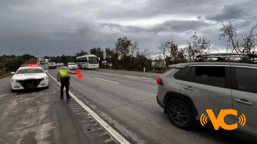 Localizan varias bolsas con restos humanos en carretera federal Localizan varias bolsas con restos humanos en carretera federal