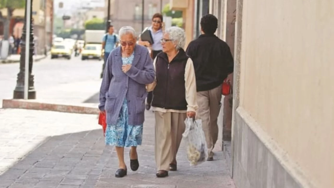 Este día recibirán su pago de aguinaldo pensionados del IMSS e ISSSTE