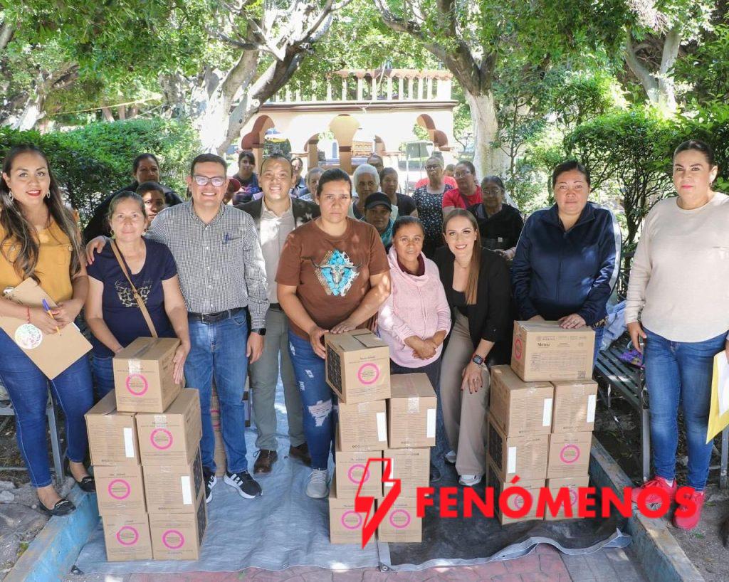 Entregan 60 Mil Paquetes de Insumos Alimentarios a los Grupos de Desarrollo de Red Móvil. Entregan 60 Mil Paquetes de Insumos Alimentarios a los Grupos de Desarrollo de Red Móvil.