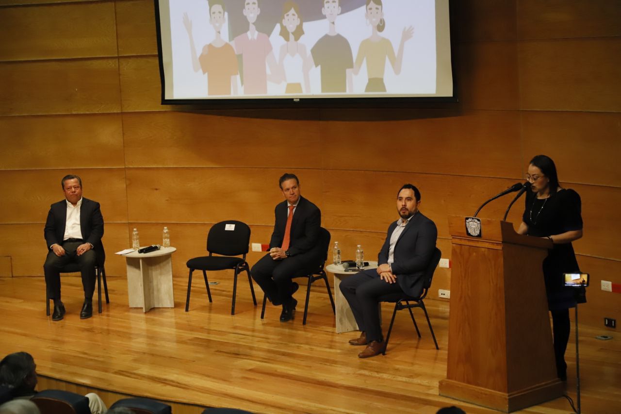 Imagen de Organiza Municipio de Querétaro, Panel Querétaro con Futuro 11