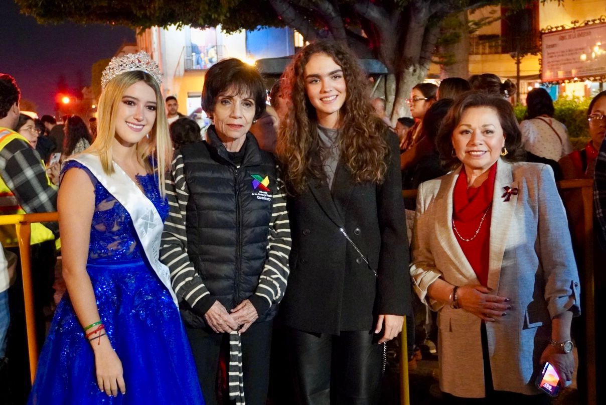 Imagen de Participa Presidenta del SMDIF en el anuncio de las Fiestas de Navidad 2024 21