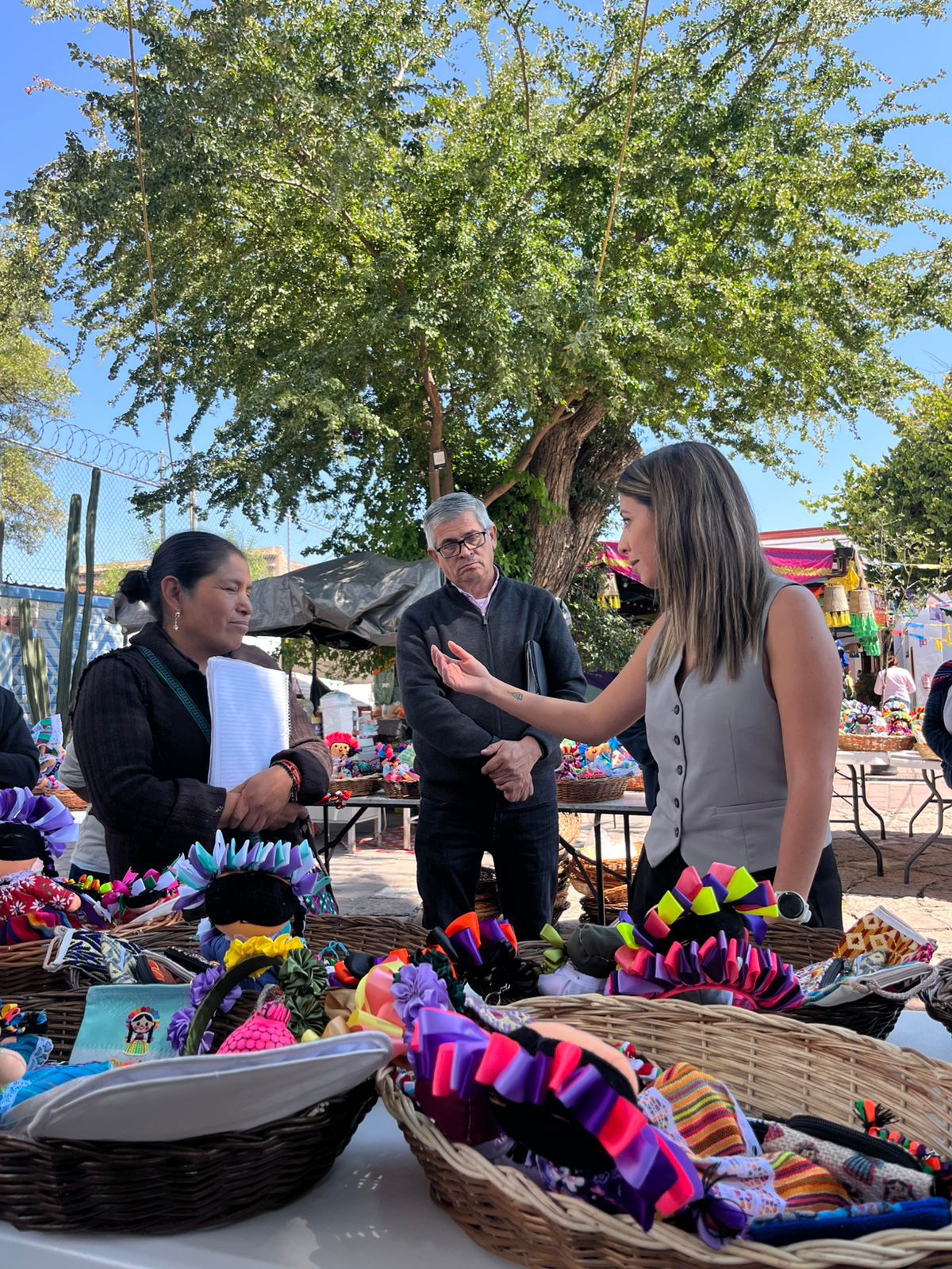 Imagen de El Mercado Artesanal en Querétaro celebra el Día de Muertos con arte, cultura y tradición 19