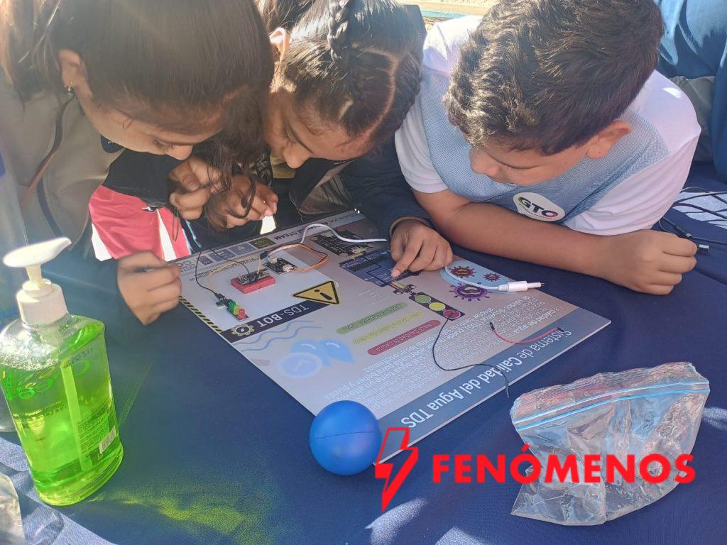 378 estudiantes de secundaria se convierten en exploradores del cambio climático. 378 estudiantes de secundaria se convierten en exploradores del cambio climático.