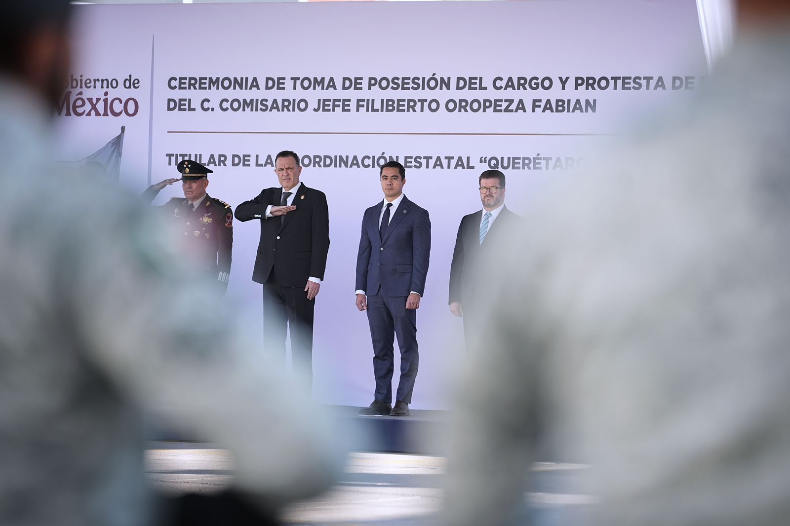 Imagen de Asiste Felifer Macías a la toma de protesta del nuevo titular de la Guardia Nacional en Querétaro 3