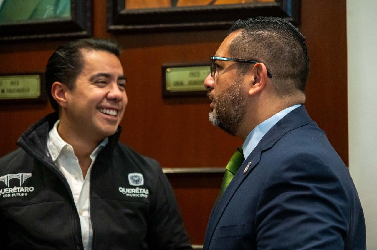 Imagen de Reafirma Felifer Macías el compromiso con la paz en Querétaro 2