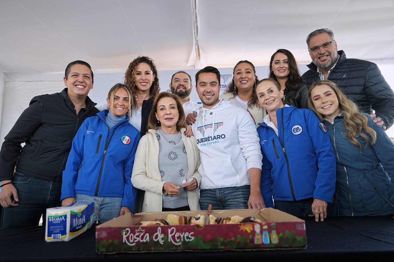 Imagen de Felifer Macías celebra el Día de Reyes con las familias de San Pablo y San Francisquito 12