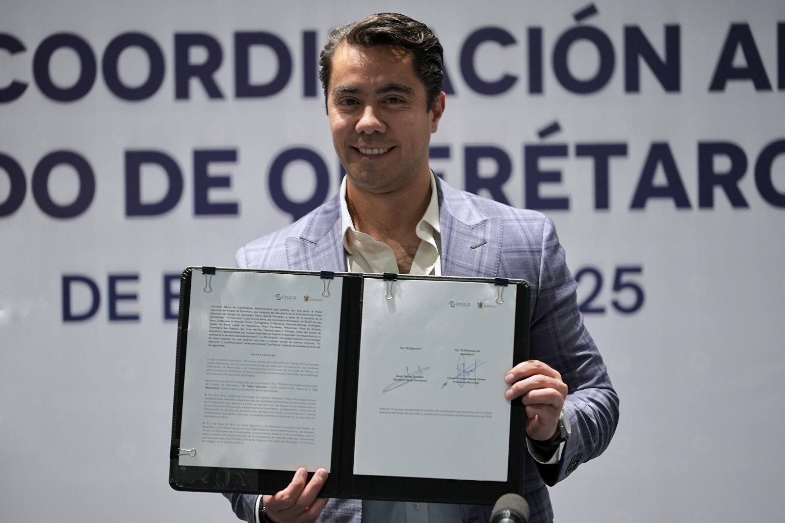 Imagen de Asiste Felifer Macías a la firma del Convenio Marco de Coordinación Administrativa para fortalecer la transparencia y la gestión pública 4