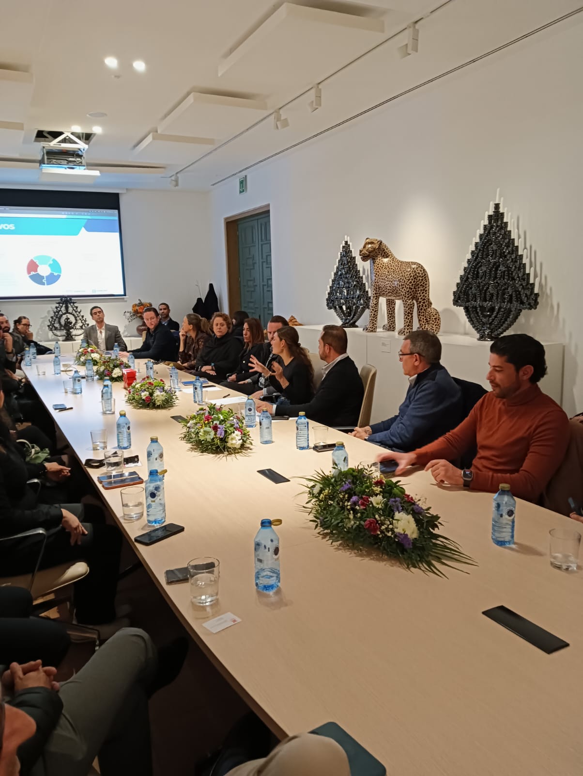 Imagen de Municipio de Querétaro fortalece alianzas turísticas internacionales en FITUR 2025 30