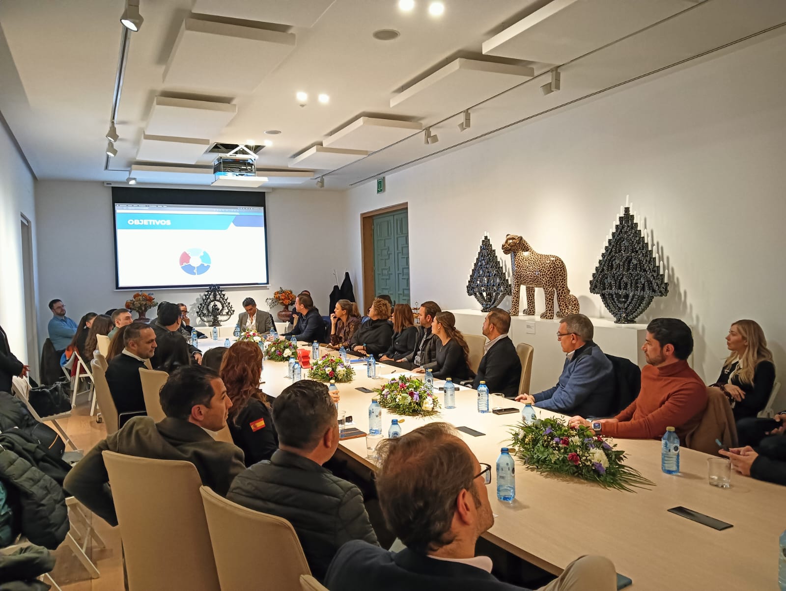 Imagen de Municipio de Querétaro fortalece alianzas turísticas internacionales en FITUR 2025 29