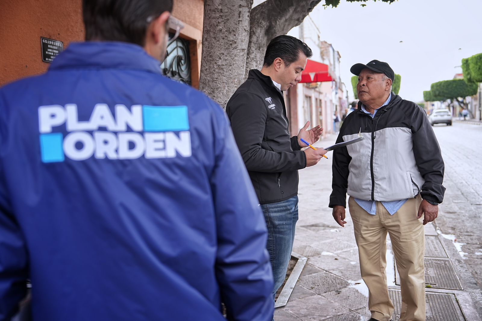 Imagen de Encabeza Felifer Macías mega consulta en el Centro Histórico 2
