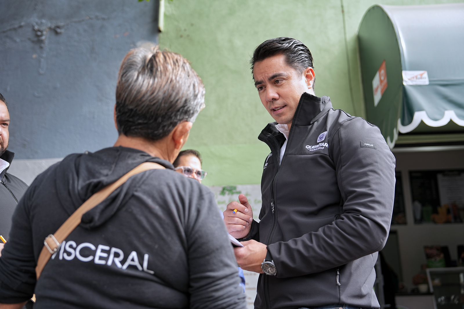Imagen de Encabeza Felifer Macías mega consulta en el Centro Histórico 4