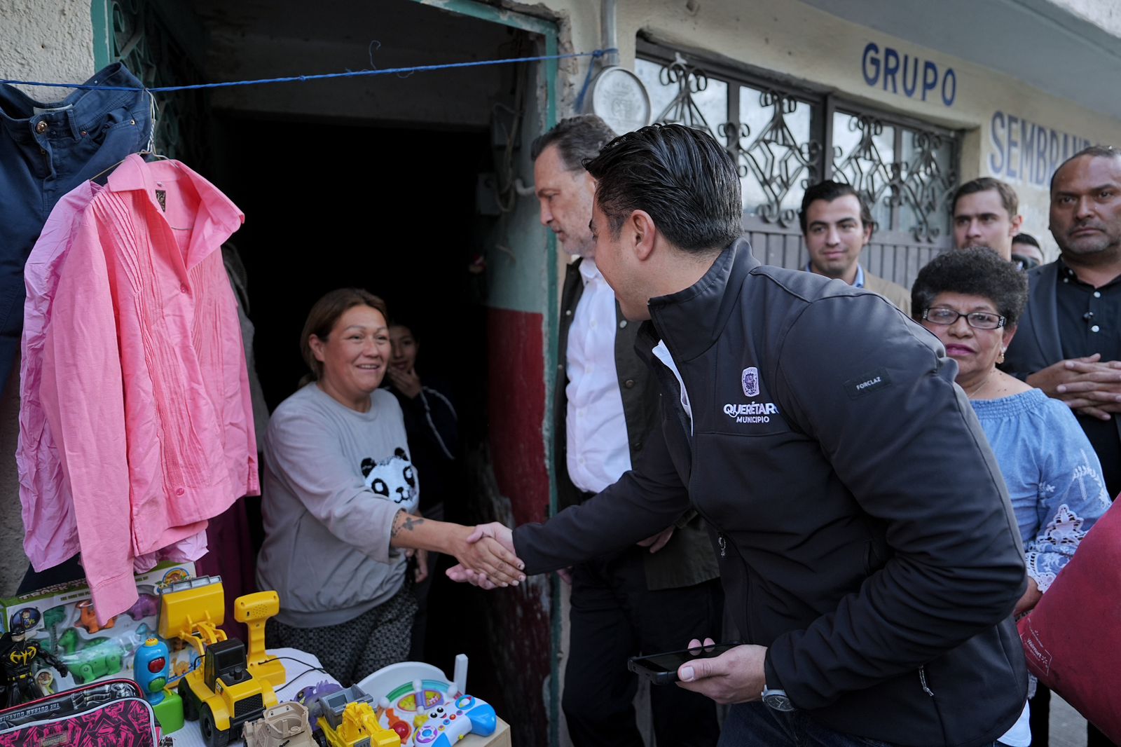 Imagen de Este 2025, Menchaca recibirá más recursos, servicios y seguridad: Felifer Macías 6