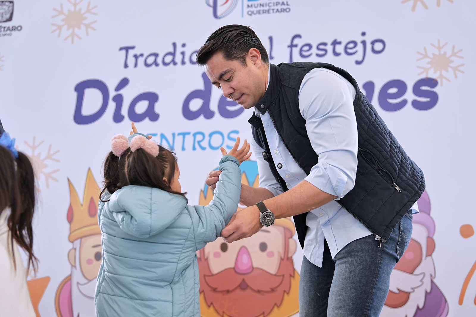 Imagen de Celebra Felifer Macías Día de Reyes con 176 niñas, niños y adolescentes que son atendidos en los Centros de Día 21