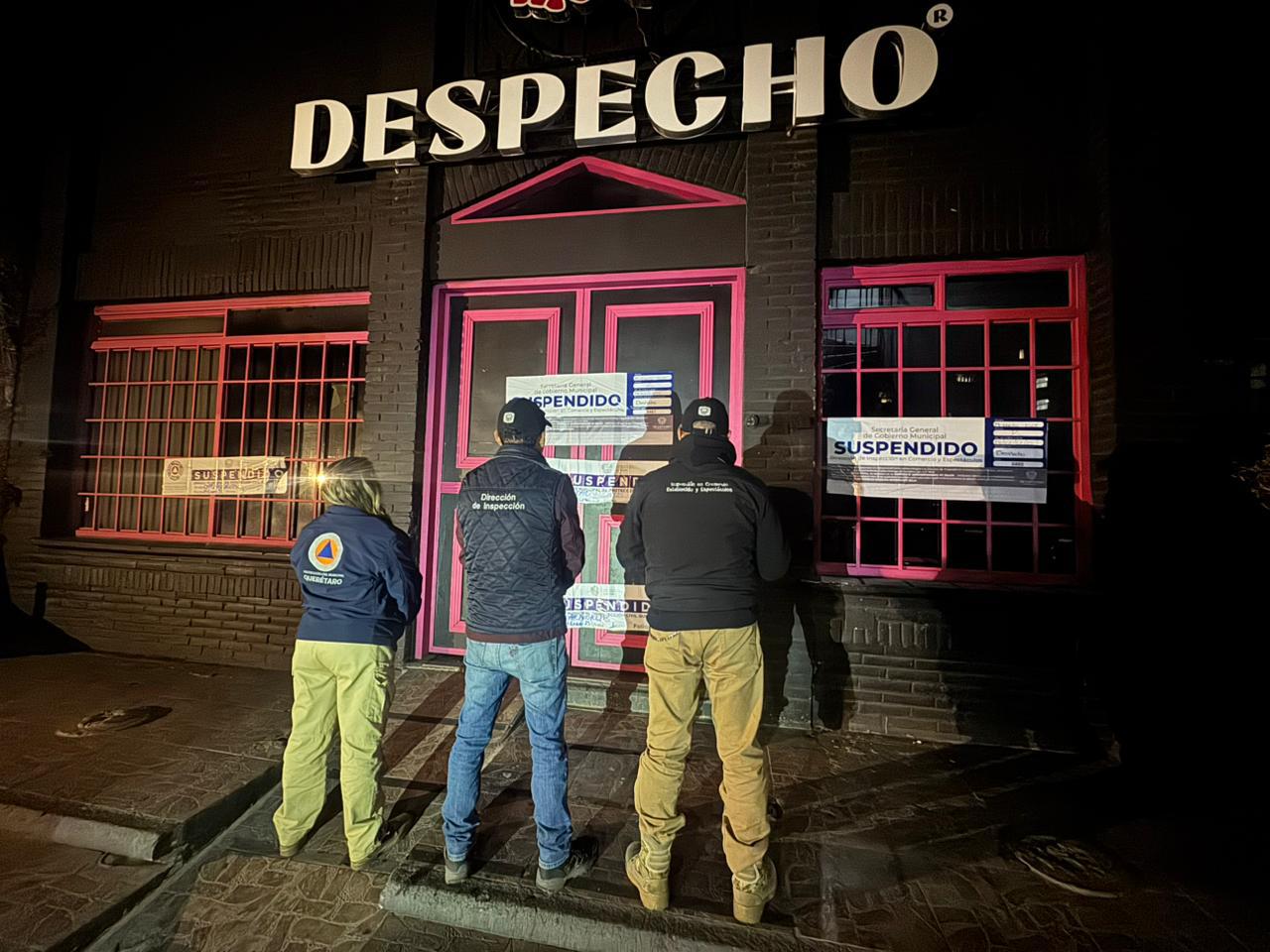 Imagen de Clausura Municipio de Querétaro el bar "Despecho" 2