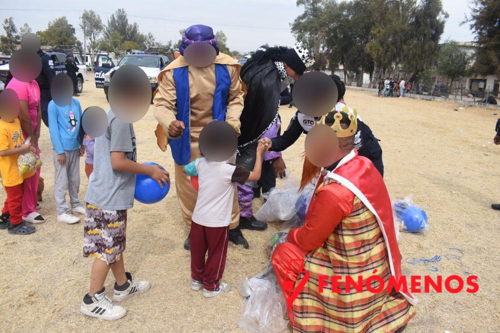 Son policías estatales de Guanajuato aliados de los Reyes Magos Son policías estatales de Guanajuato aliados de los Reyes Magos