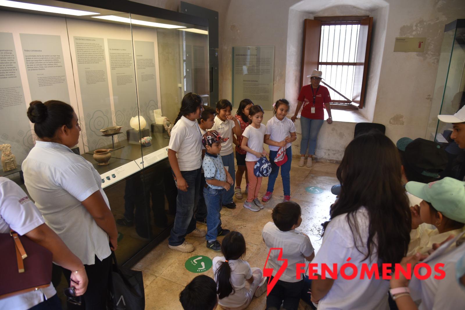 NIÑAS Y NIÑOS DEL CENTRO COMUNITARIO SIGLO XXI DISFRUTAN DEL PROGRAMA “VISITAS GUIADAS A MUSEOS” DE LA SEDUC NIÑAS Y NIÑOS DEL CENTRO COMUNITARIO SIGLO XXI DISFRUTAN DEL PROGRAMA “VISITAS GUIADAS A MUSEOS” DE LA SEDUC