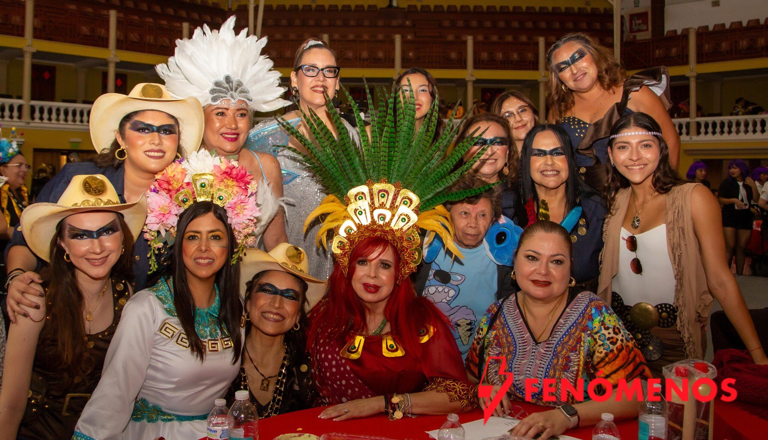 NOCHE DE ALEGRÍA Y SANA CONVIVENCIA FEMENIL EN EL “BAILE DE SEÑORAS” CON LA ASITENCIA DE LA GOBERNADRA LAYDA SANSORES SAN ROMÁN NOCHE DE ALEGRÍA Y SANA CONVIVENCIA FEMENIL EN EL “BAILE DE SEÑORAS” CON LA ASITENCIA DE LA GOBERNADRA LAYDA SANSORES SAN ROMÁN