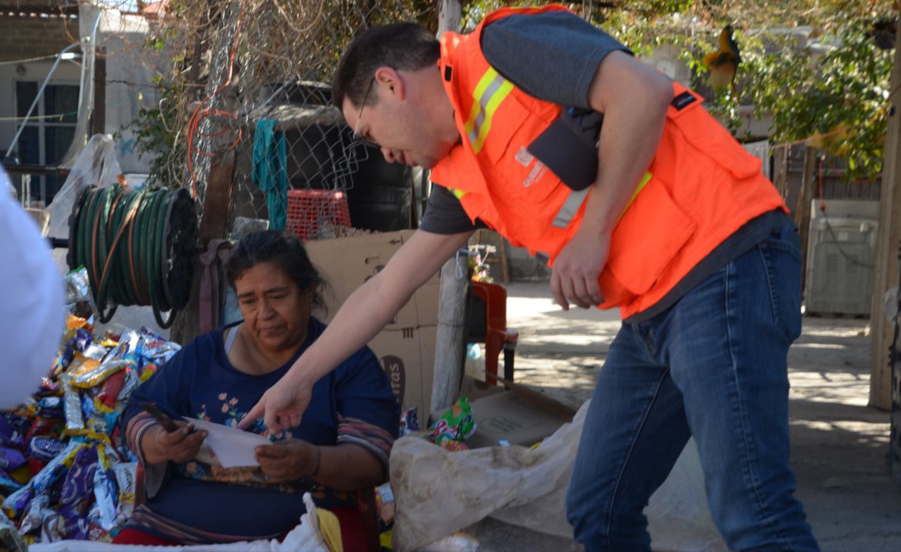 Imagen de Encabeza Felifer Macías mega recorrido ciudadano en la delegación Felipe Carrillo Puerto 7