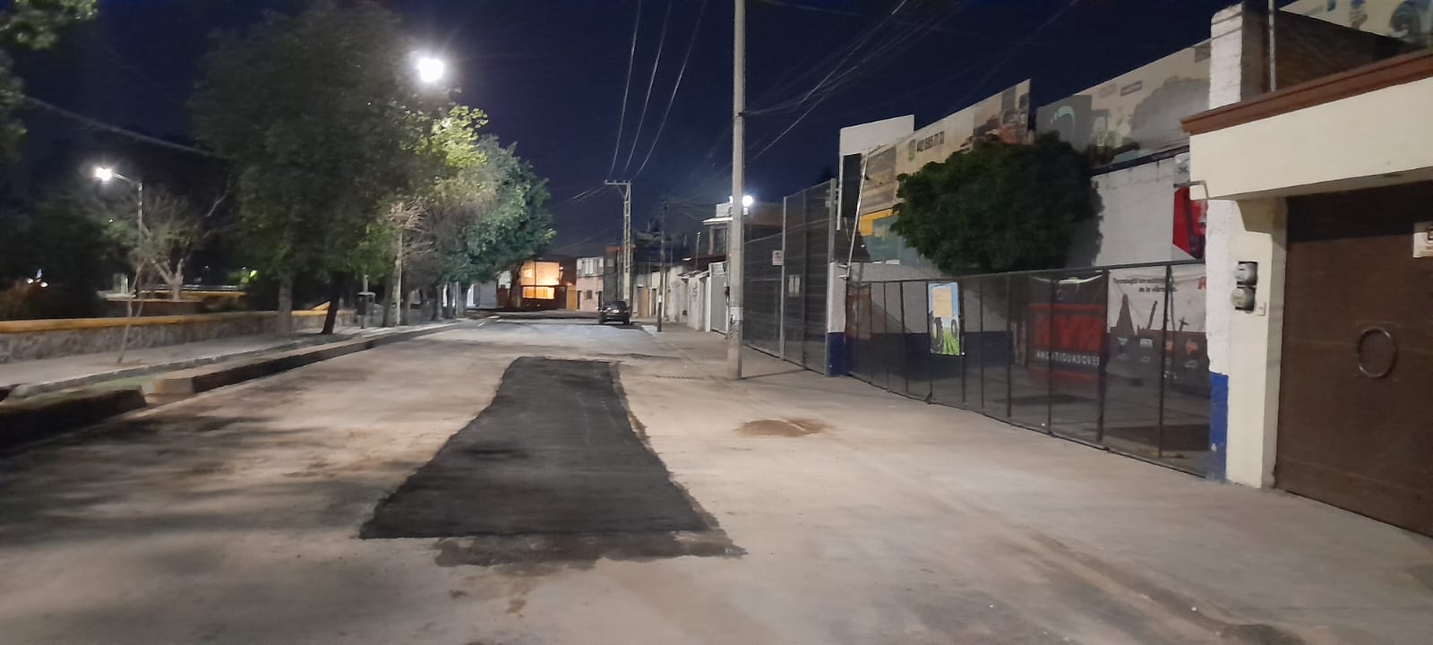 Imagen de Se restablece la circulación en Avenida Universidad tras reparación de hundimiento 3