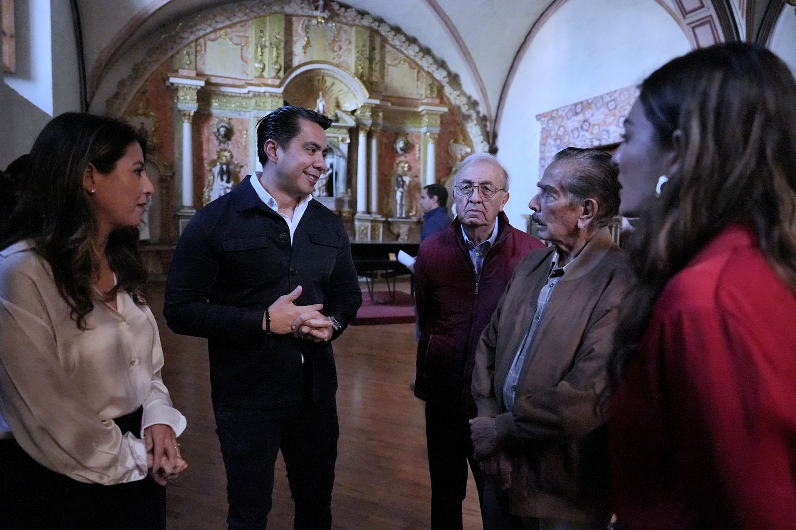 Imagen de Visita Felifer Macías obra de conservación de la fachada en el templo de Santa Rosa de Viterbo 12