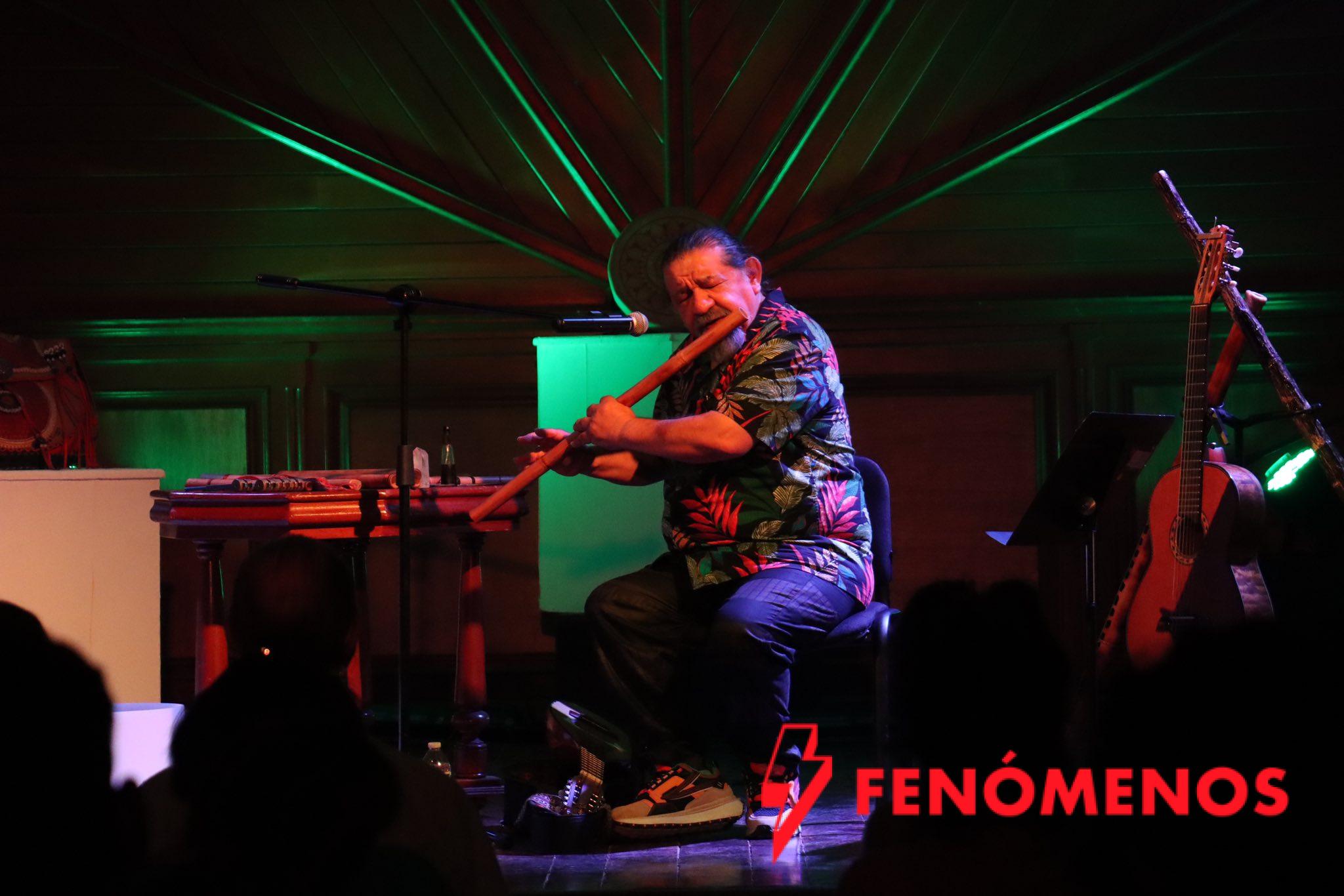 LA MÚSICA ANDINA RESONÓ EN EL CENTRO CULTURAL EL CLAUSTRO