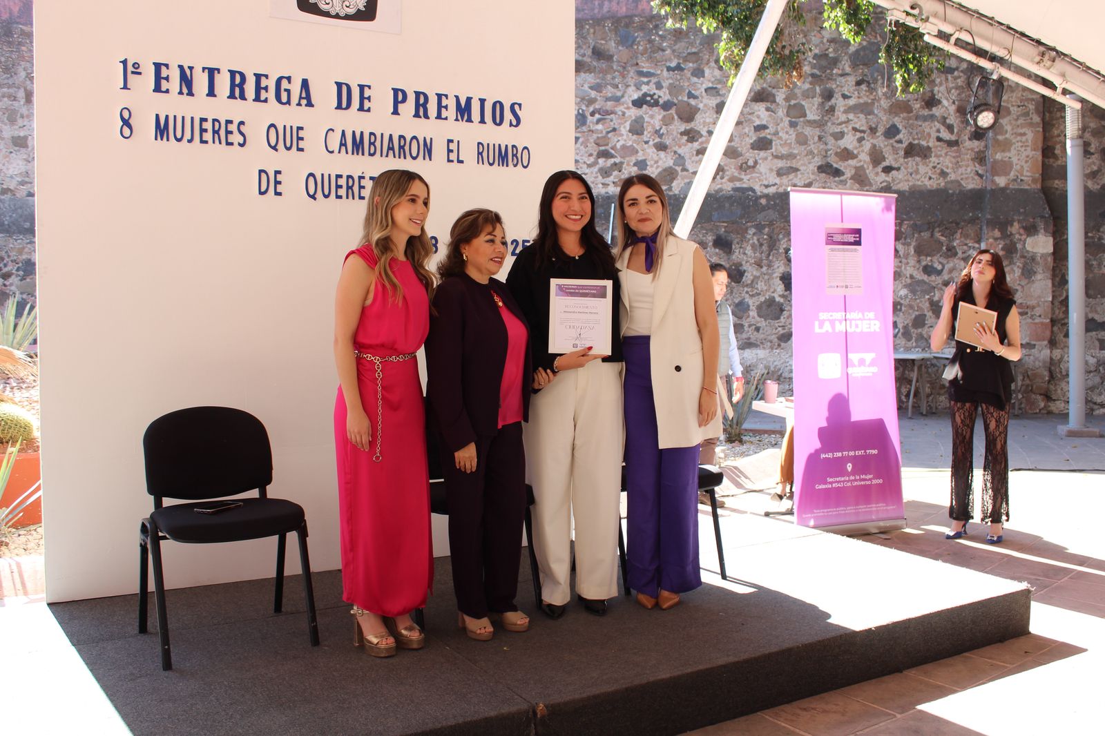 Imagen de Reconoce Municipio de Querétaro a 8 mujeres que cambiaron el rumbo 16