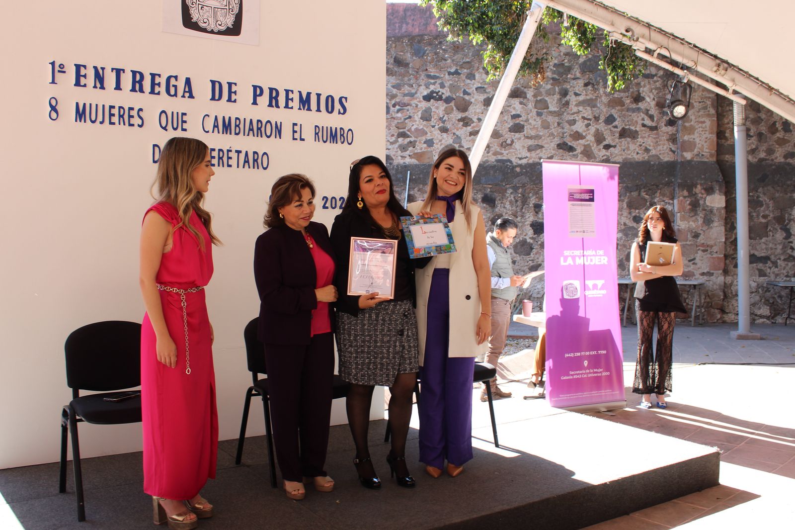 Imagen de Reconoce Municipio de Querétaro a 8 mujeres que cambiaron el rumbo 19