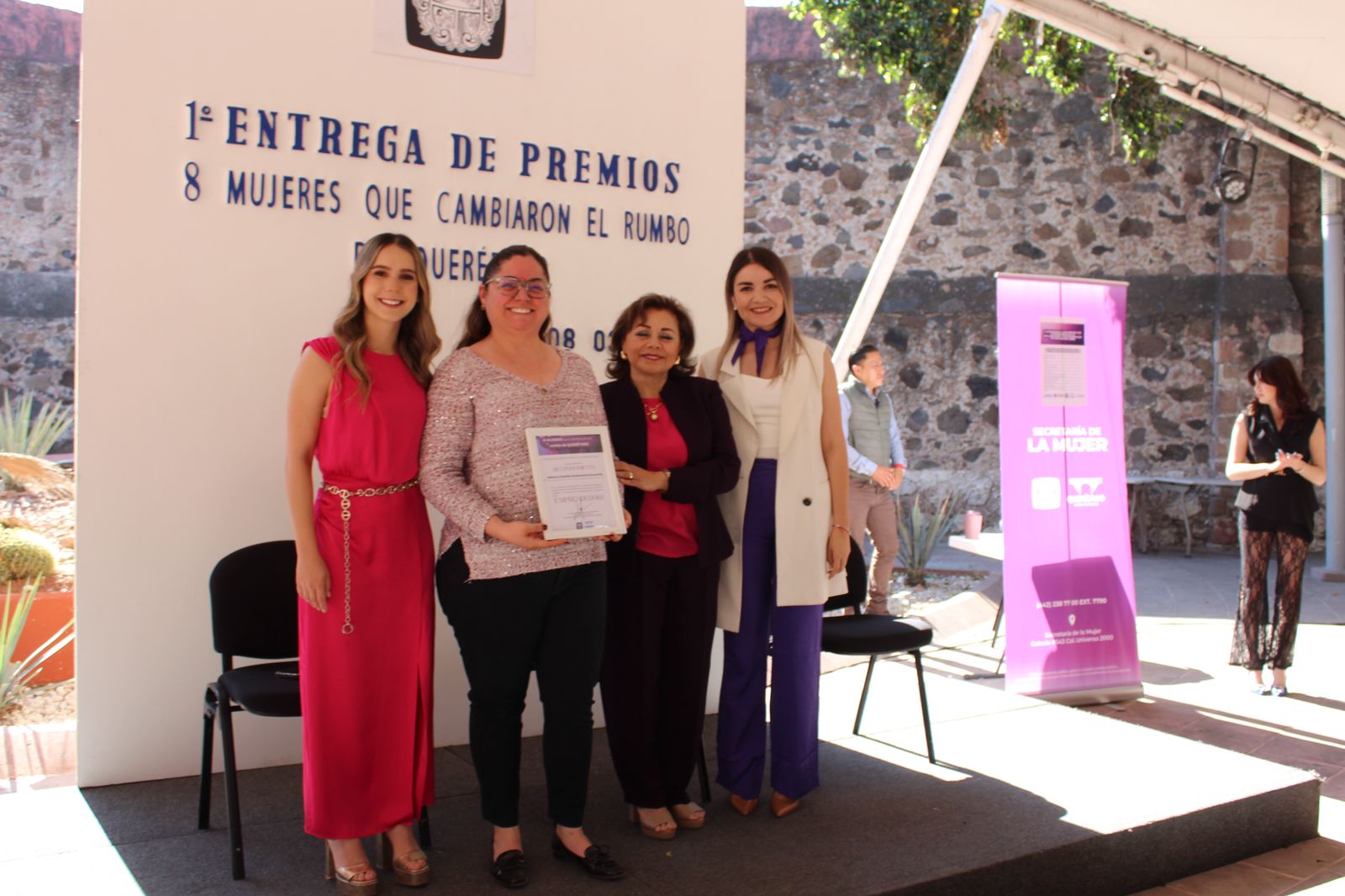 Imagen de Reconoce Municipio de Querétaro a 8 mujeres que cambiaron el rumbo 22