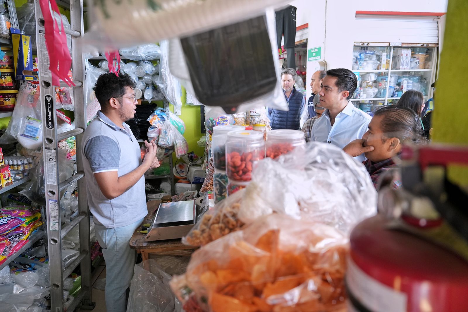 Imagen de Visita Felifer Macías el Mercado Garambullo 15