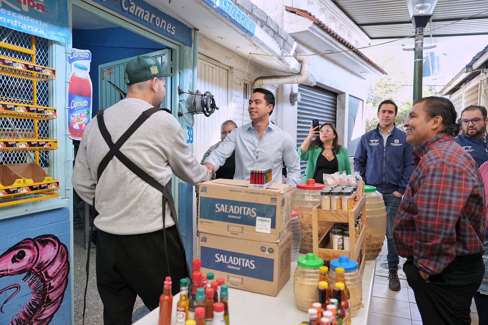 Imagen de Visita Felifer Macías el Mercado Garambullo 16