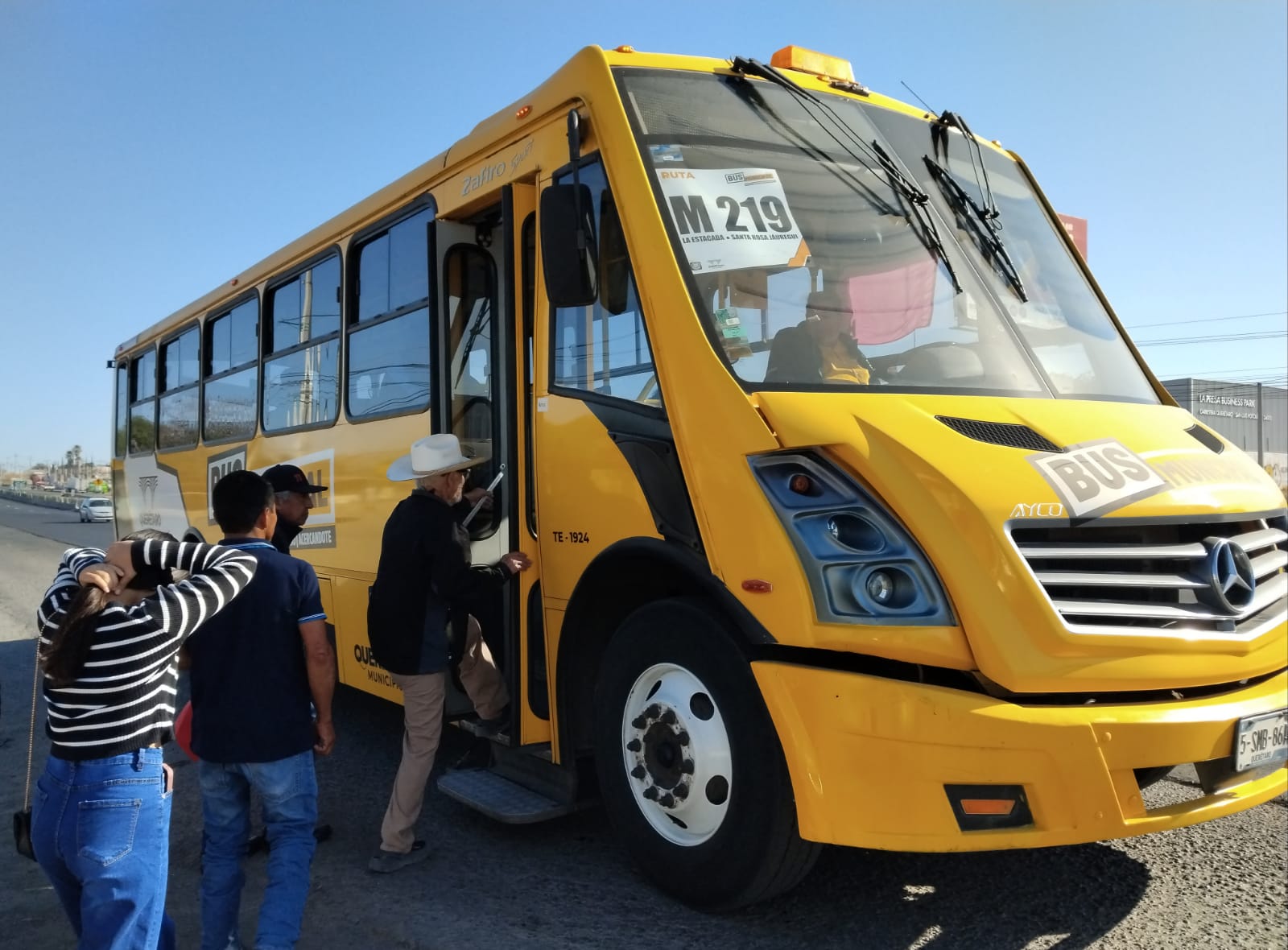 Imagen de Inicia el funcionamiento del Sistema de Transporte Comunitario Gratuito en Santa Rosa Jáuregui 11