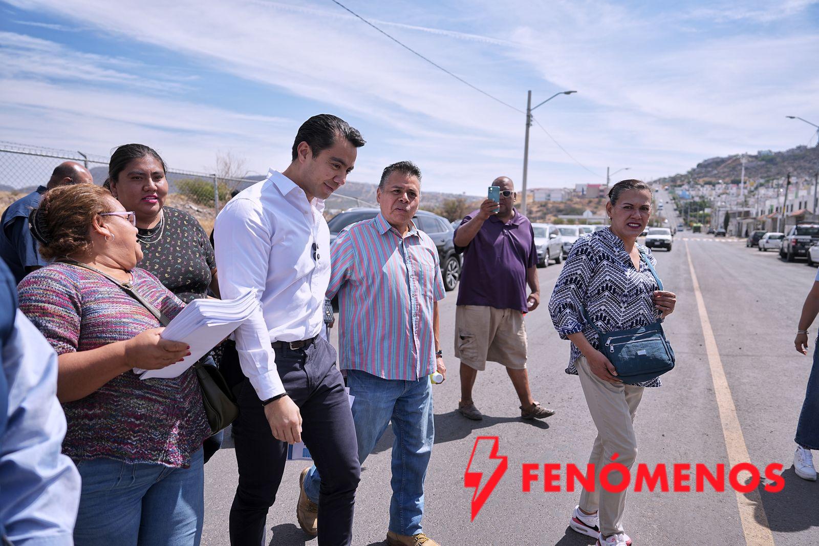 Entrega Felifer Macías trabajos de “Alcalde en Acción” en Villas de Santiago Entrega Felifer Macías trabajos de “Alcalde en Acción” en Villas de Santiago