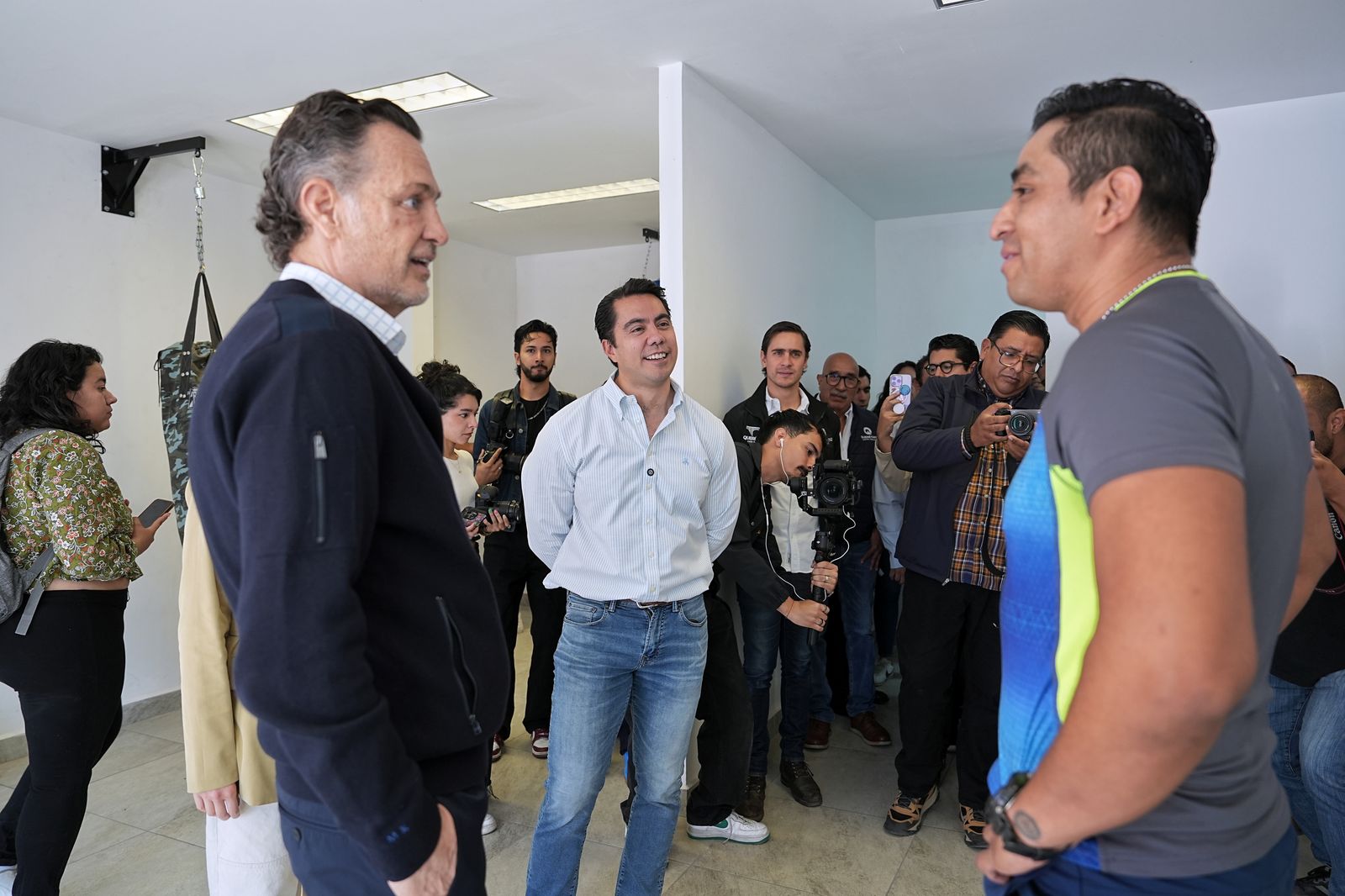 Imagen de Acompaña Felifer Macías al Gobernador del Estado a la inauguración de Zona Joven 16