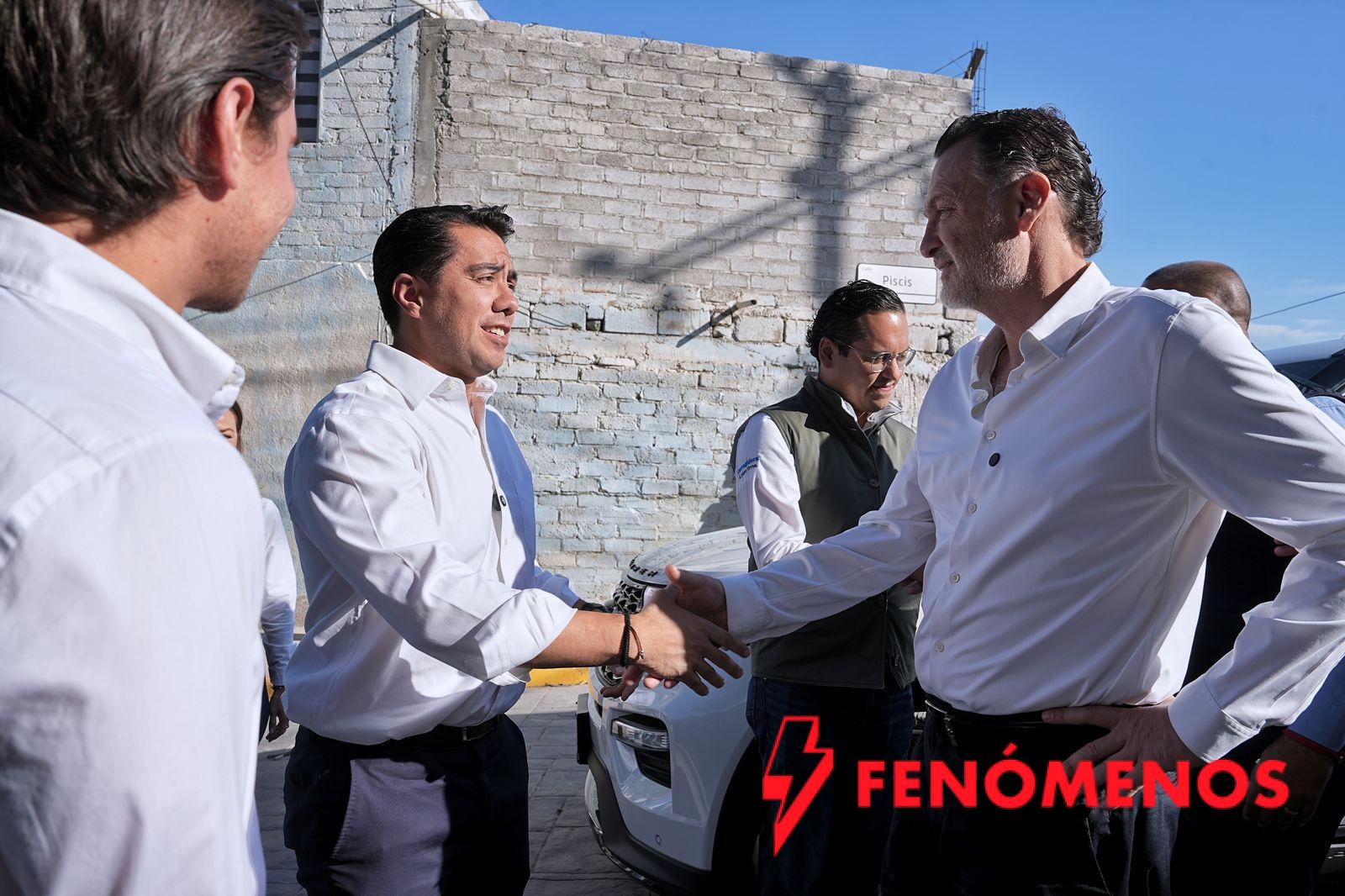 Acompaña Felifer Macías al Gobernador en la entrega de mejoramiento de calles en la colonia Bolaños