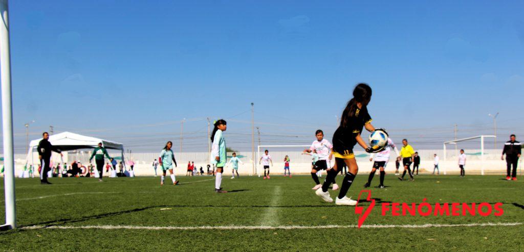 Equipos de Tarimoro e Irapuato ganan pase al Torneo Nacional de Fútbol Escolar 2024-2025 Equipos de Tarimoro e Irapuato ganan pase al Torneo Nacional de Fútbol Escolar 2024-2025