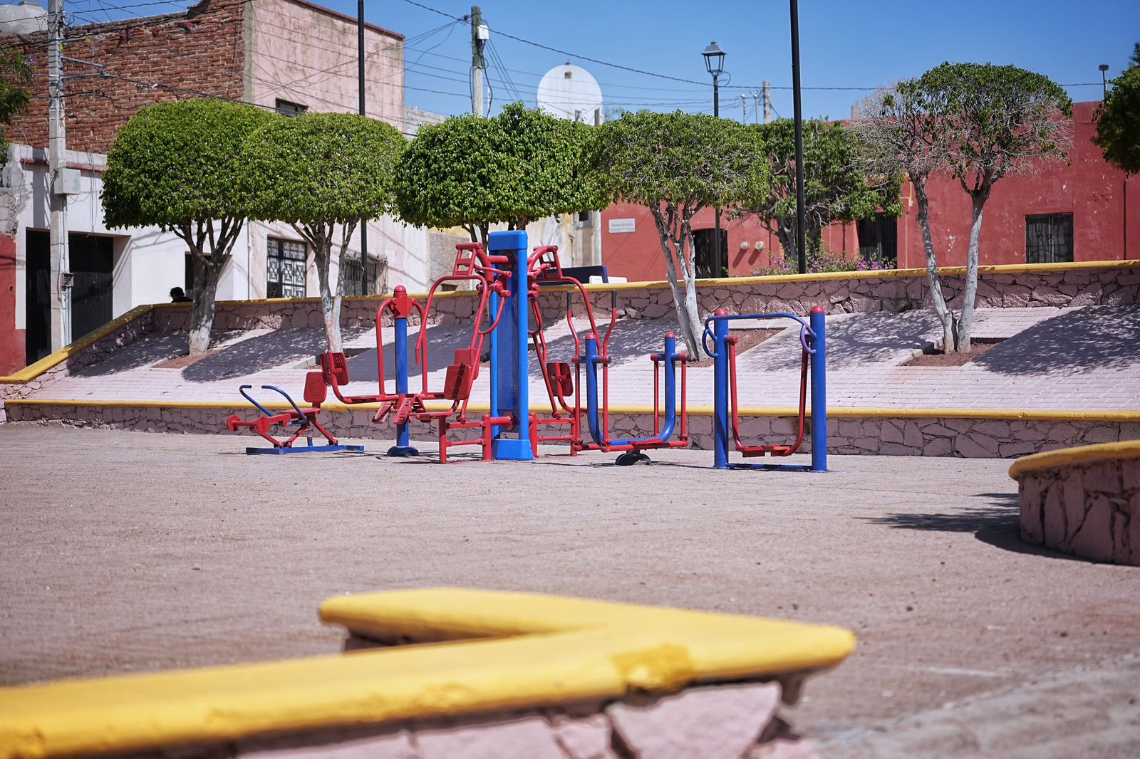 Imagen de Entrega Felifer Macías trabajos de Alcalde en Acción en las colonias El Cerrito y La Trinidad 17