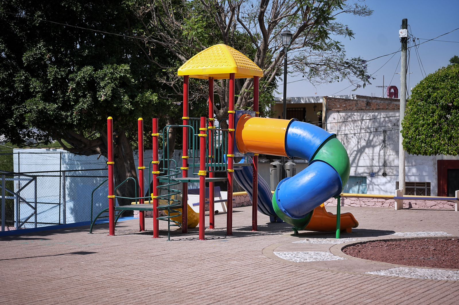 Imagen de Entrega Felifer Macías trabajos de Alcalde en Acción en las colonias El Cerrito y La Trinidad 11