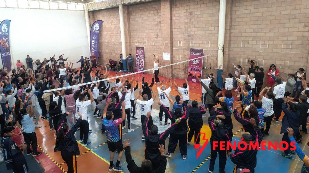 Reconocen a adultos mayores de San José Iturbide, San Luis de la Paz y Dr. Mora como ganadores del torneo regional de cachibol. Reconocen a adultos mayores de San José Iturbide, San Luis de la Paz y Dr. Mora como ganadores del torneo regional de cachibol.