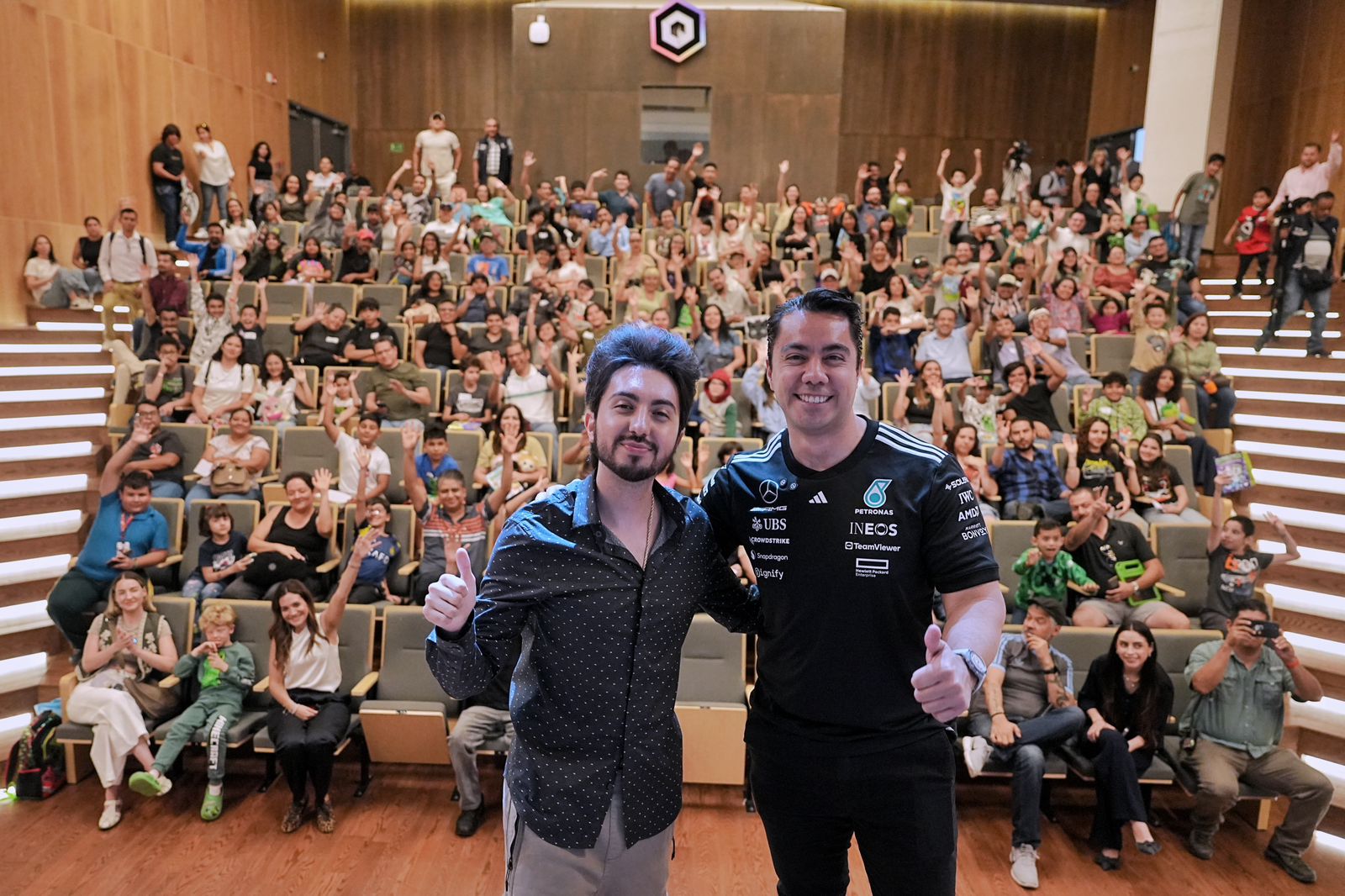 Imagen de Firma Felifer Macías convenio de colaboración con la Federación Nacional de Videojuegos y Deportes Electrónicos A. C. 19