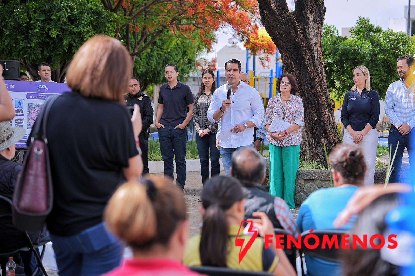 Entrega Felifer mejoramiento de imagen urbana en Prados de La Capilla Entrega Felifer mejoramiento de imagen urbana en Prados de La Capilla