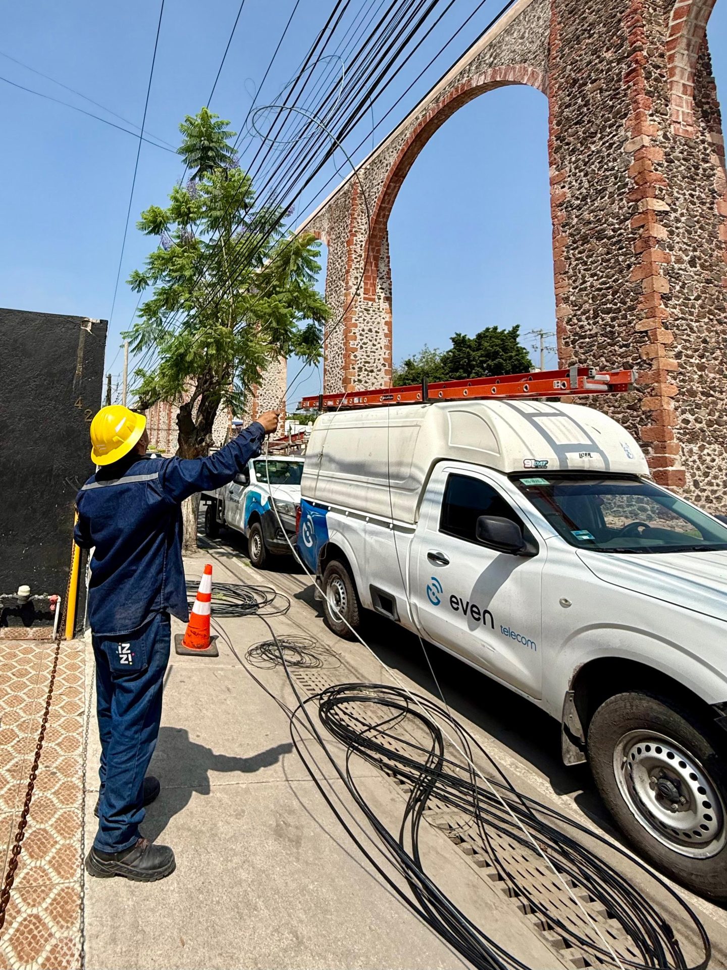 Imagen de Suman 3.8 toneladas de cables en desuso retirados de la vía pública en Querétaro 9