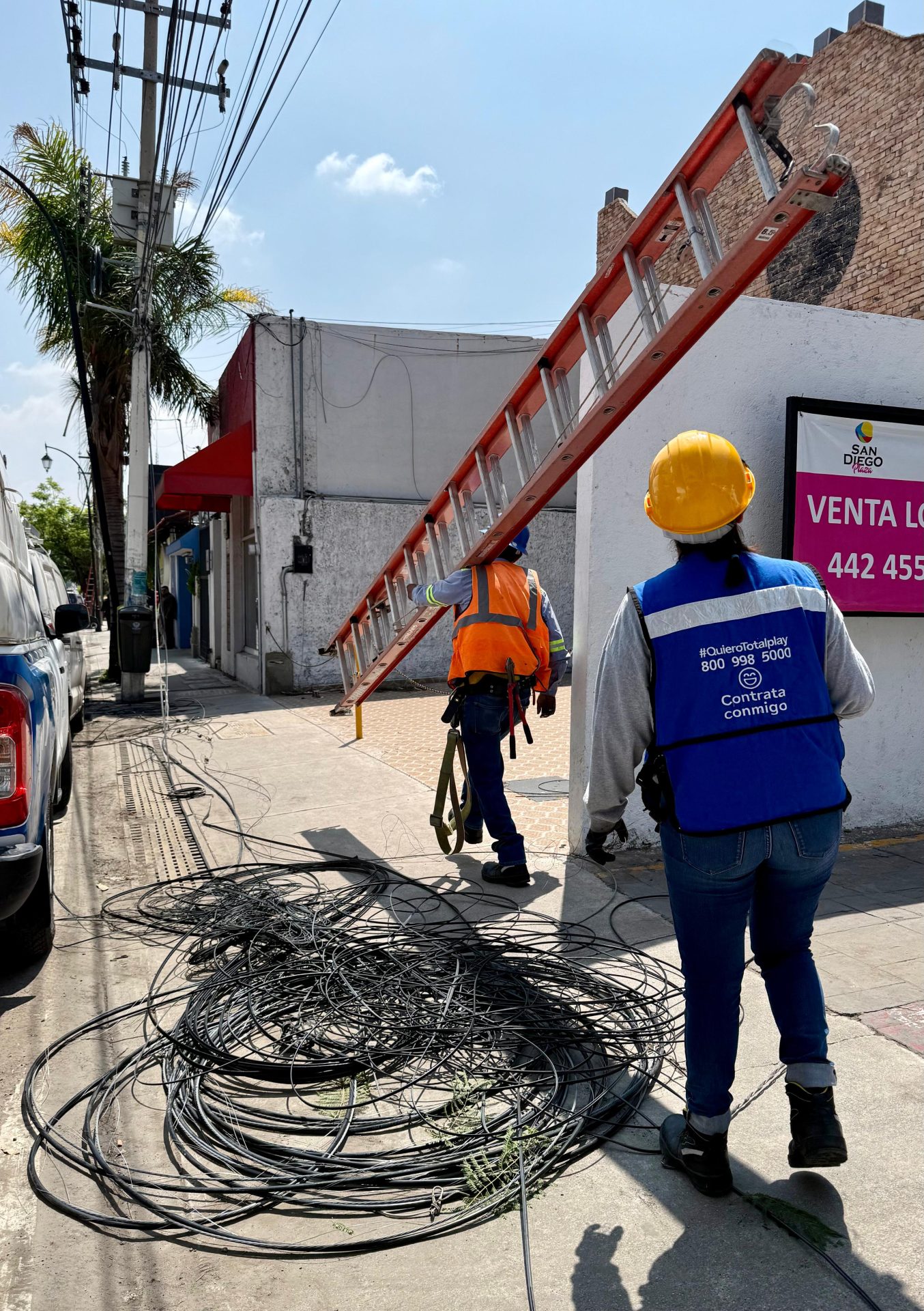 Imagen de Suman 3.8 toneladas de cables en desuso retirados de la vía pública en Querétaro 11