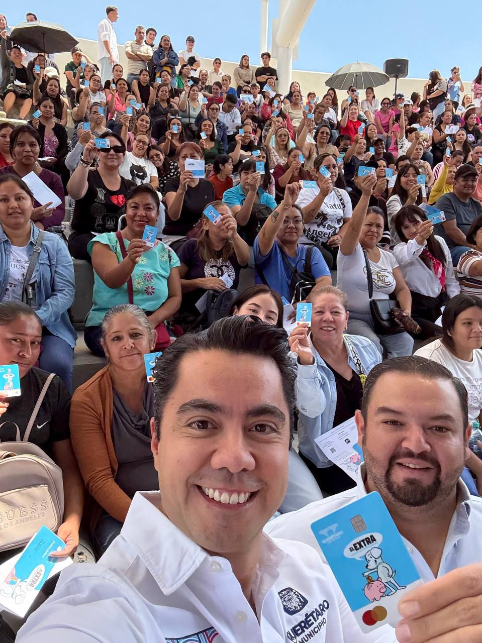 Imagen de Arranca Felifer Macías el programa social más ambicioso de la historia: El Extra 17