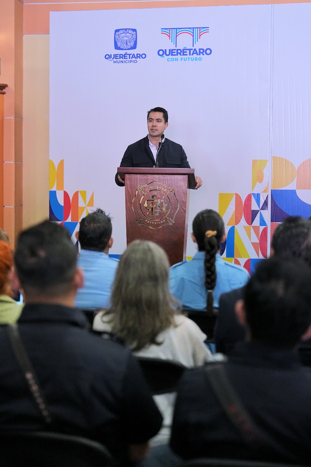 Imagen de Encabeza Felifer Macías la toma de protesta del Consejo de Administración de Bomberos 2025-2027 8