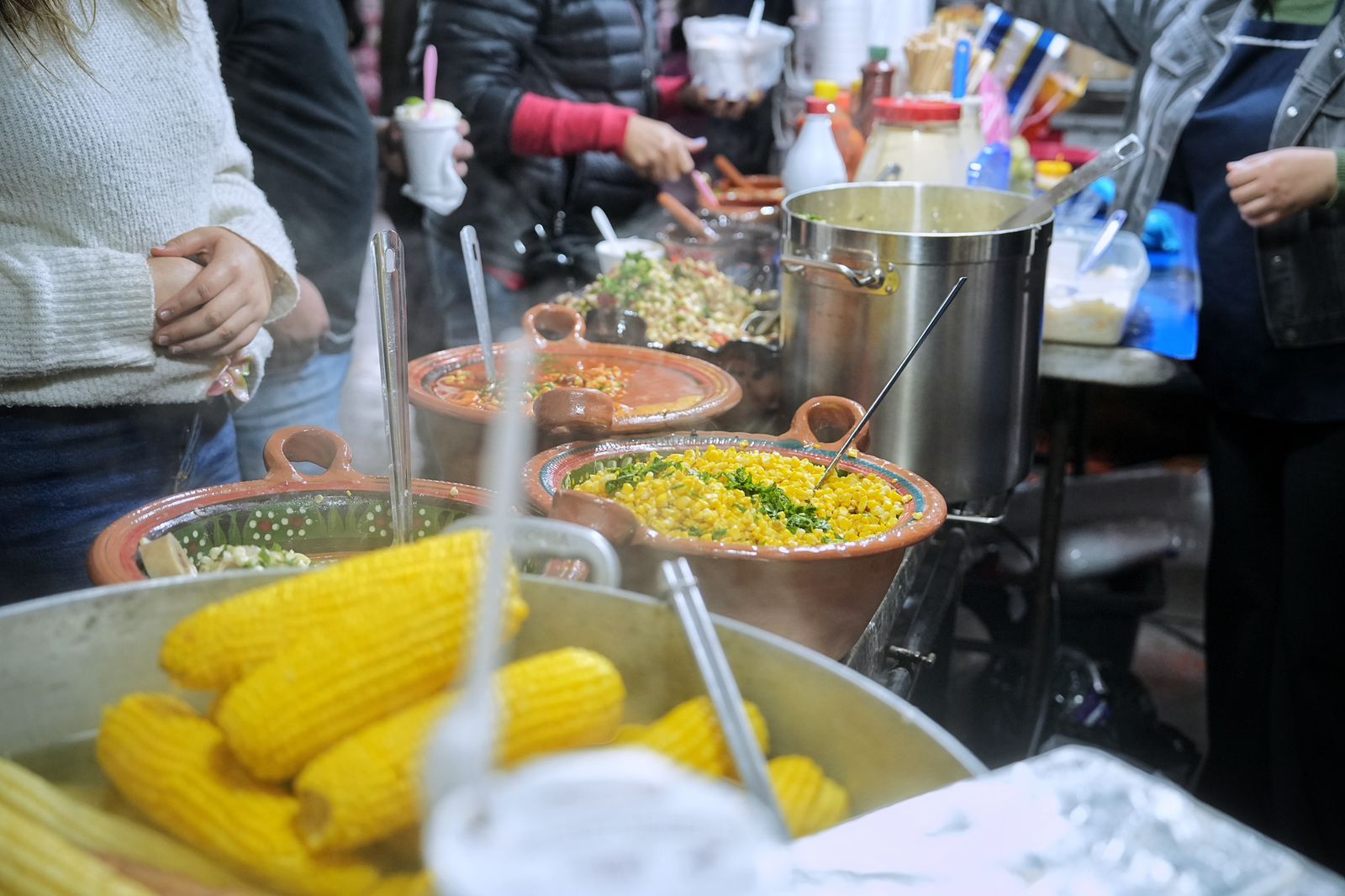 Imagen de Asiste Felifer Macías al Festival del Elote y el Esquite 15