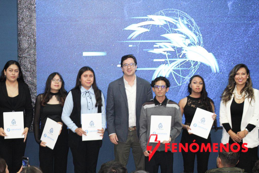 Guanajuato certifica a 297 personas en competencias laborales; impulsa profesionalización para la prosperidad Guanajuato certifica a 297 personas en competencias laborales; impulsa profesionalización para la prosperidad