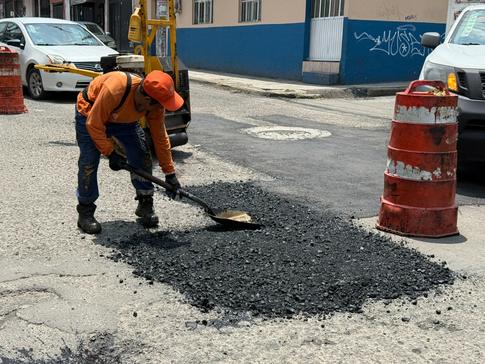 Imagen de Municipio de Querétaro interviene más de 36 mil metros cuadrados de vialidades con trabajos de bacheo 12