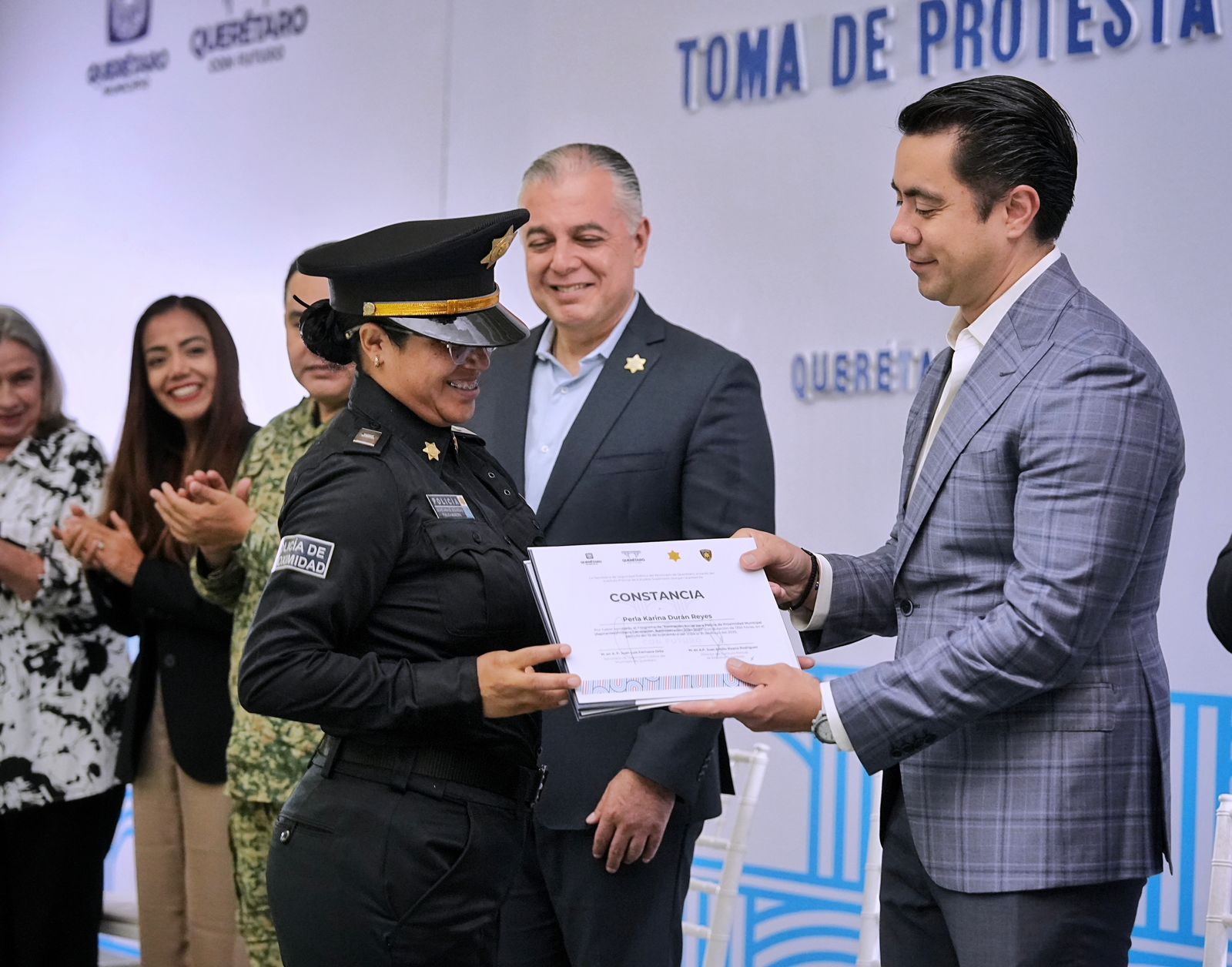 Imagen de Querétaro suma nuevos policías municipales al servicio de las familias: Felifer Macías 15
