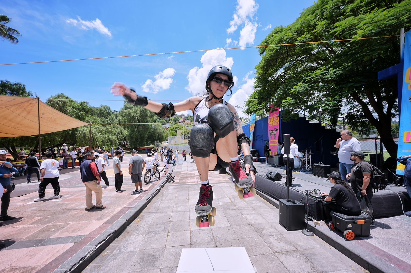 Imagen de Felifer Macías fortalece el arte urbano y el orgullo de barrio en Hércules 16