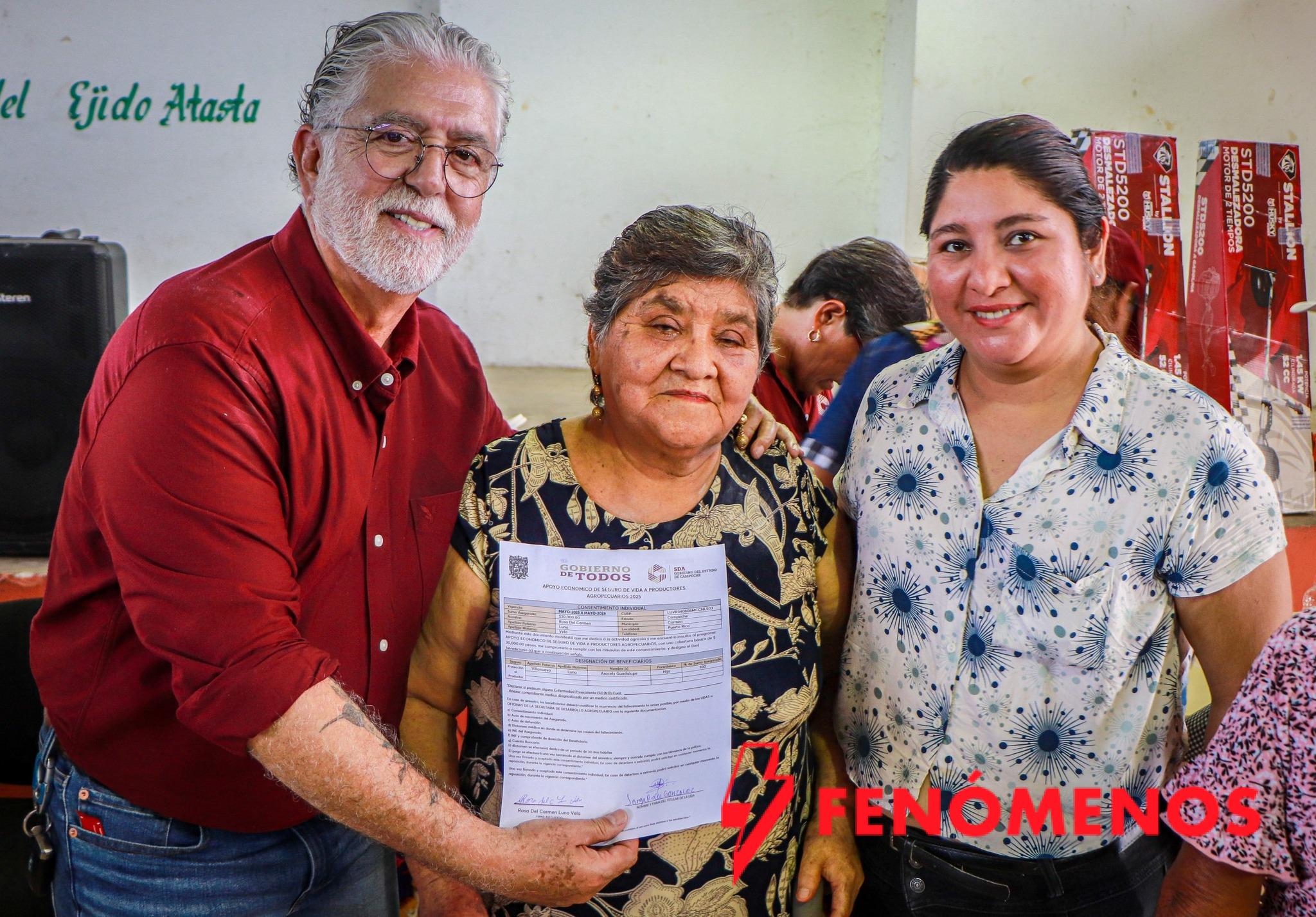 LA SDA ENTREGA SEGUROS DE VIDA A PRODUCTORES DE CARMEN